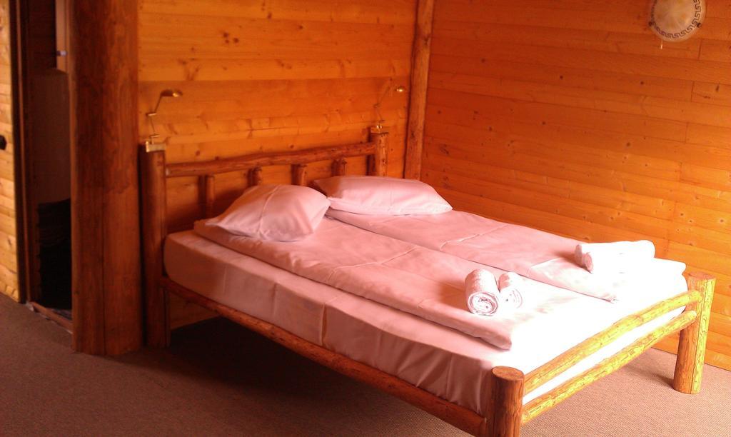 Casa Muntelui - Sambata Guest House ซิมบาตา เด ซุส ห้อง รูปภาพ